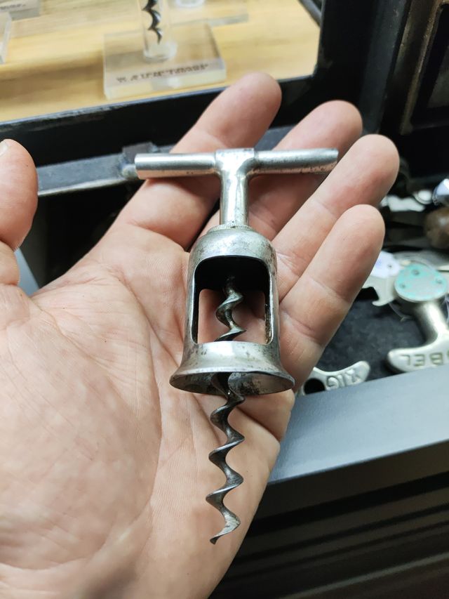 Sacacorchos antiguo alemán