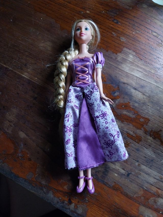 Muñeca Rapunzel Barbie Mattel