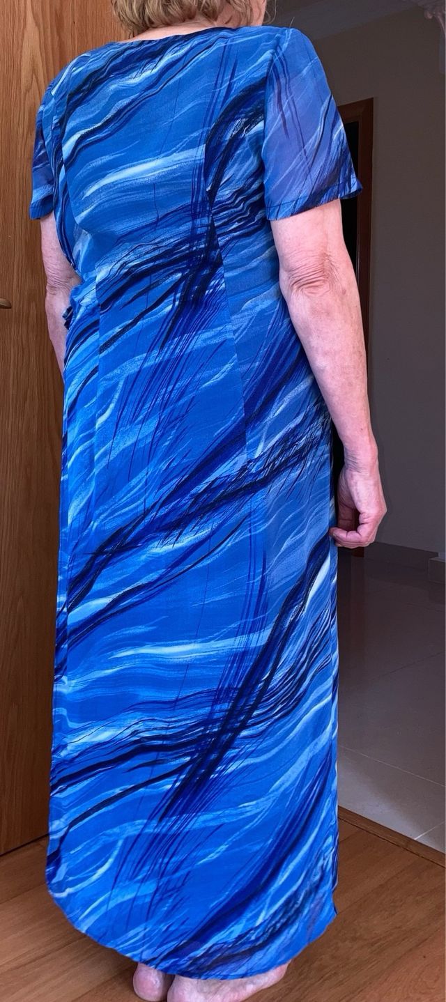 Vestido largo azul estampado