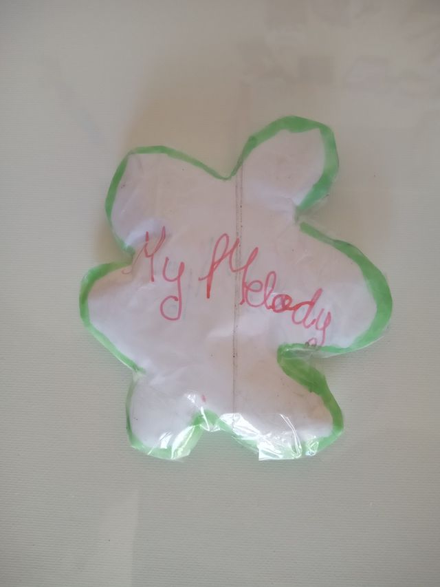 Squishy My Melody + adorno lápiz 