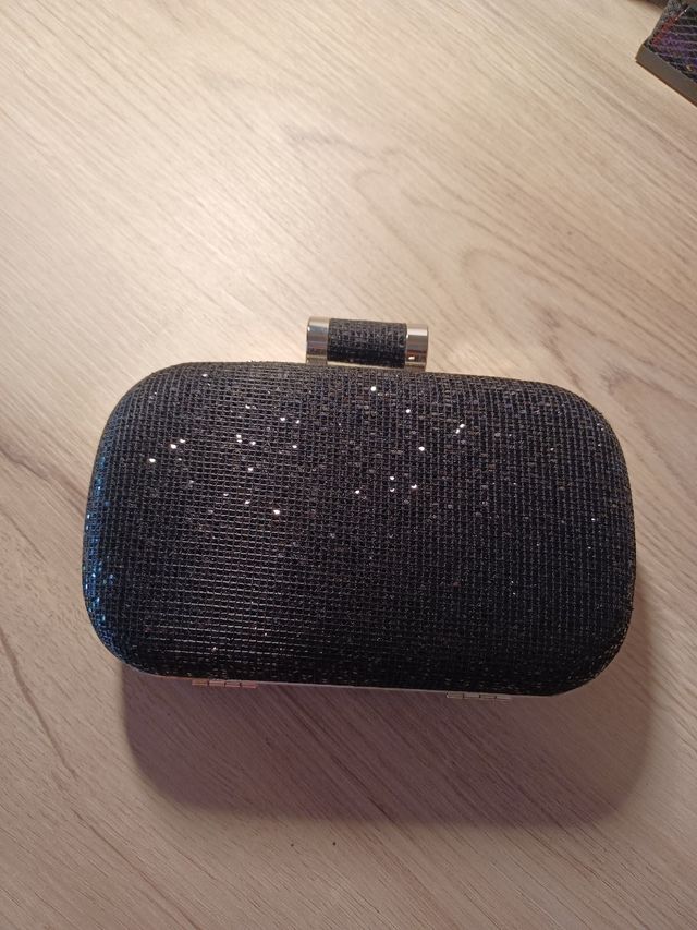 Bolso  fiesta negra brillante