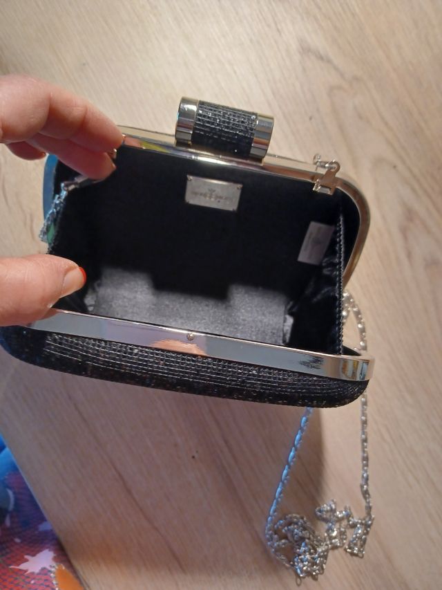 Bolso  fiesta negra brillante
