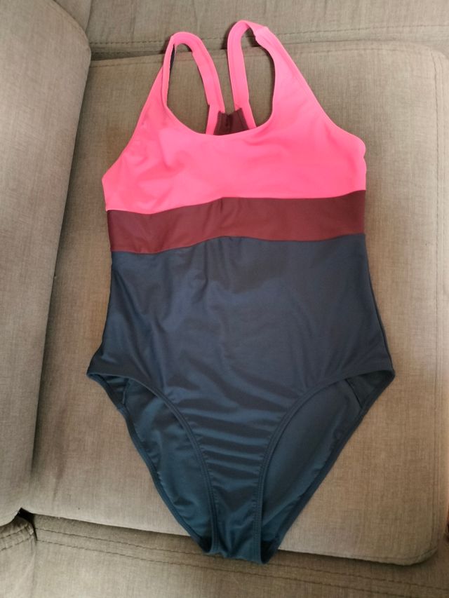 Bañador bicolor talla M