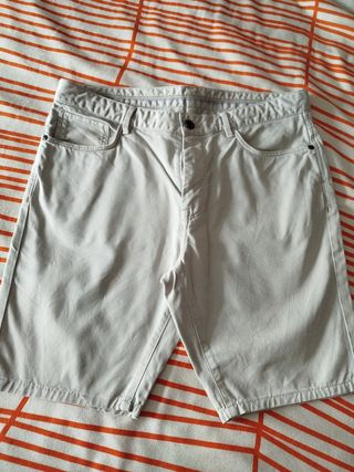 Bermudas Zara beige talla L