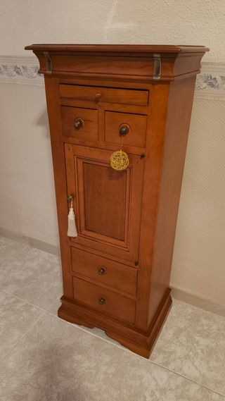 Mueble Roble macizo antiguo