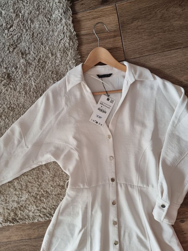 Vestido camisero beige