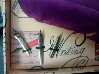 Pluma estilográfica morada | 3 puntas