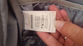 Mochila pañalera bebé gris
