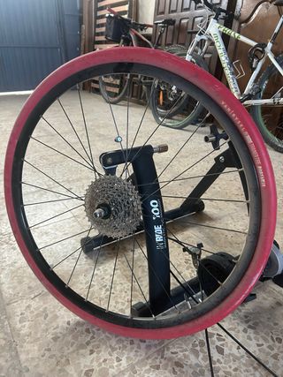 Rodillo BTwin InRide 100 + rueda rodilla + soporte