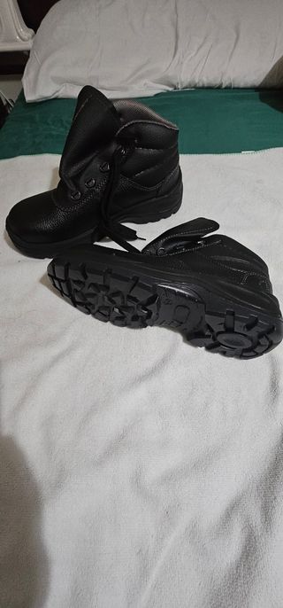 Zapatos seguridad industrial nº40