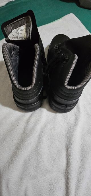 Zapatos seguridad industrial nº40