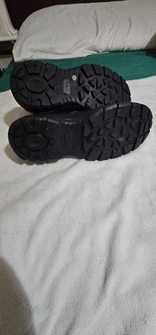 Zapatos seguridad industrial nº40