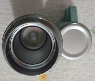 Termo 500 ml + Exprimidor cítricos