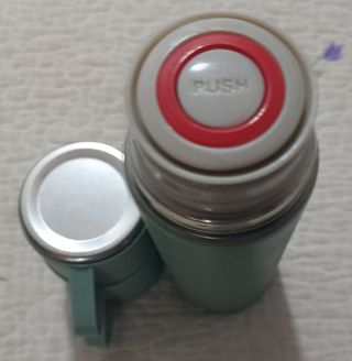 Termo 500 ml + Exprimidor cítricos
