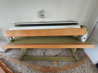 Lote de maquinaria plancha