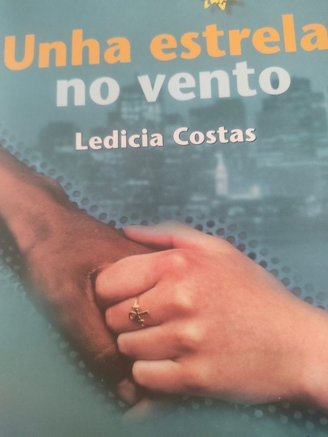 Unha estrela no vento (Infantil E Xuvenil) (Gal...