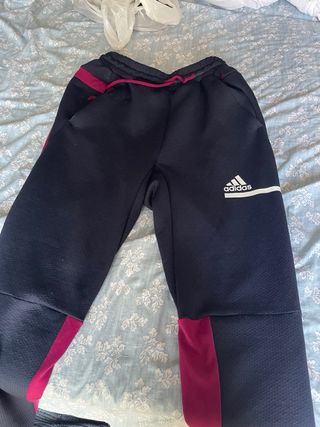 Pantalón Adidas chándal azul-fusia