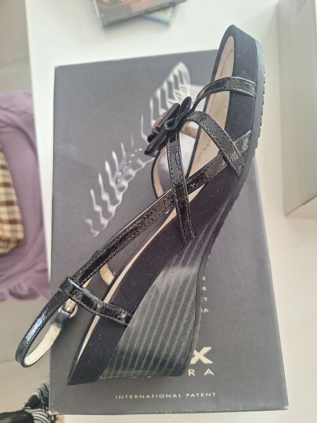 Sandalo Geox nero donna