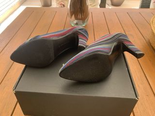Tacones United Nude multicolor, talla 39
