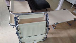 Dos tumbonas de playa sin estrenar  plegable beige