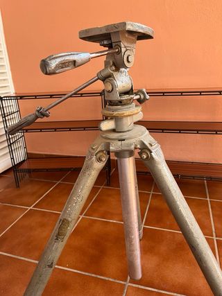 Trípode antiguo fotográfico marca Gitzo