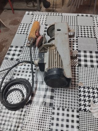 Montacargas usado - Motor eléctrico