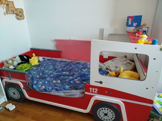 Oportunidad! Rebajada ! Cama infantil bomberos
