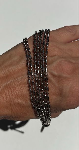 Collar multicadena metalizado
