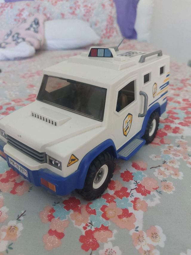 Coche policía Playmobil