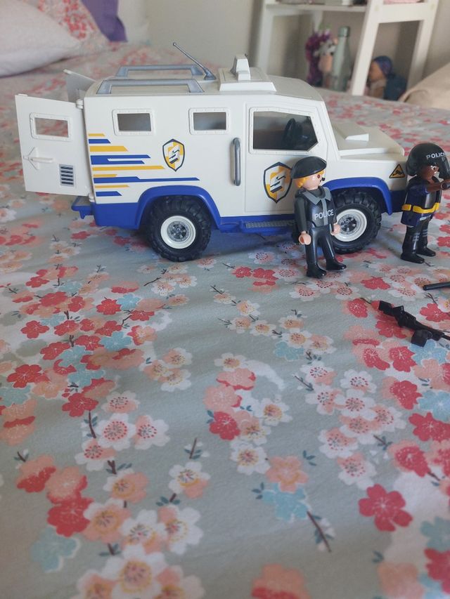 Coche policía Playmobil