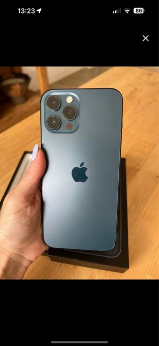 iPhone 12 Pro Max blu