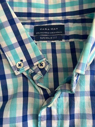 Camisa cuadros azul de Zara
