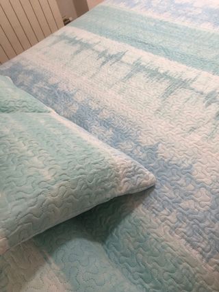 Colcha bouti cama 150x190- turquesa. Como nueva