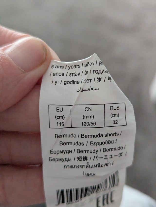 Bermuda niño IKKS azul claro talla 6 años