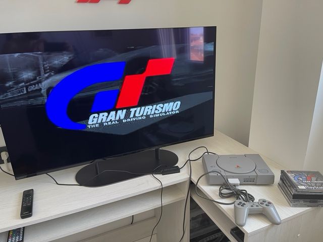 Pack consola Playstation 1 + 5 juegos