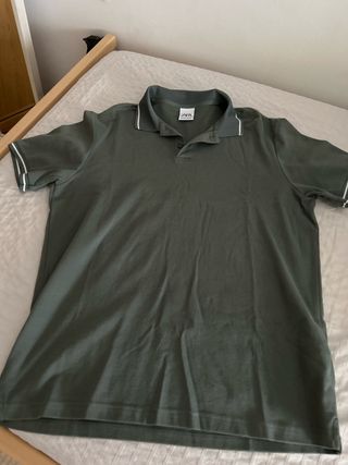 Polo ZARA verde oliva hombre