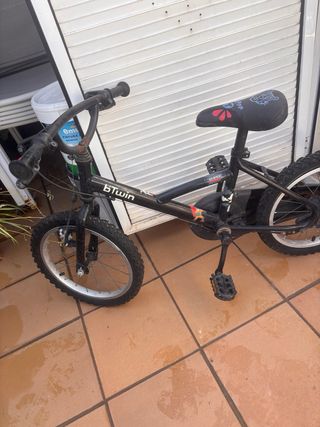 Bicicleta niña 16" Btwin
a