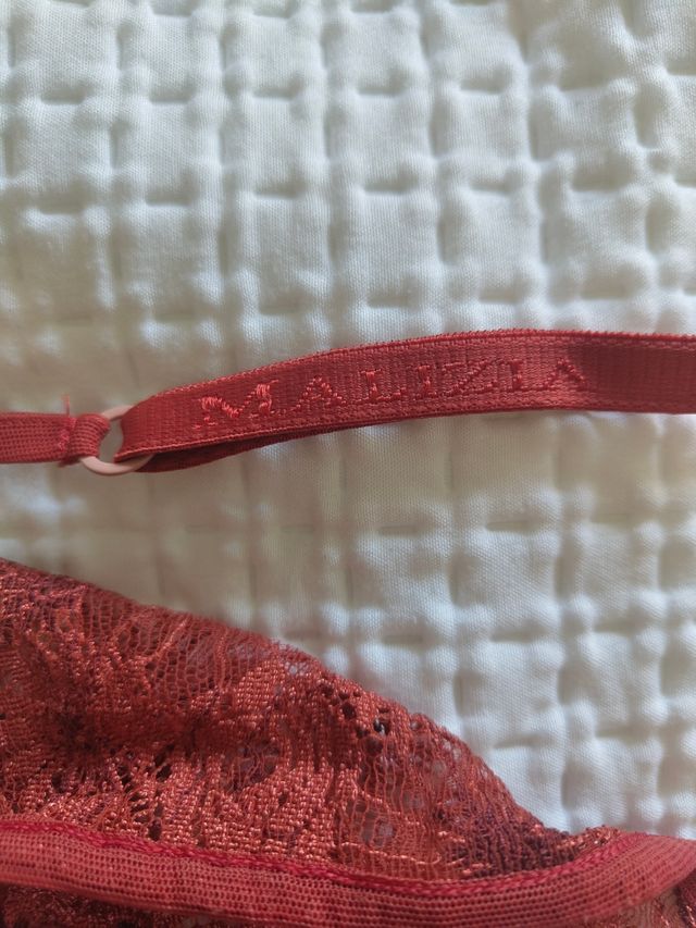 Conjunto Malizia by "  La Perla " rojo