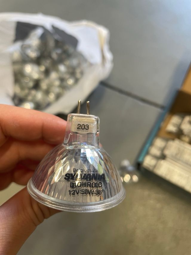 8 transformadores + 30 halógenos GU10