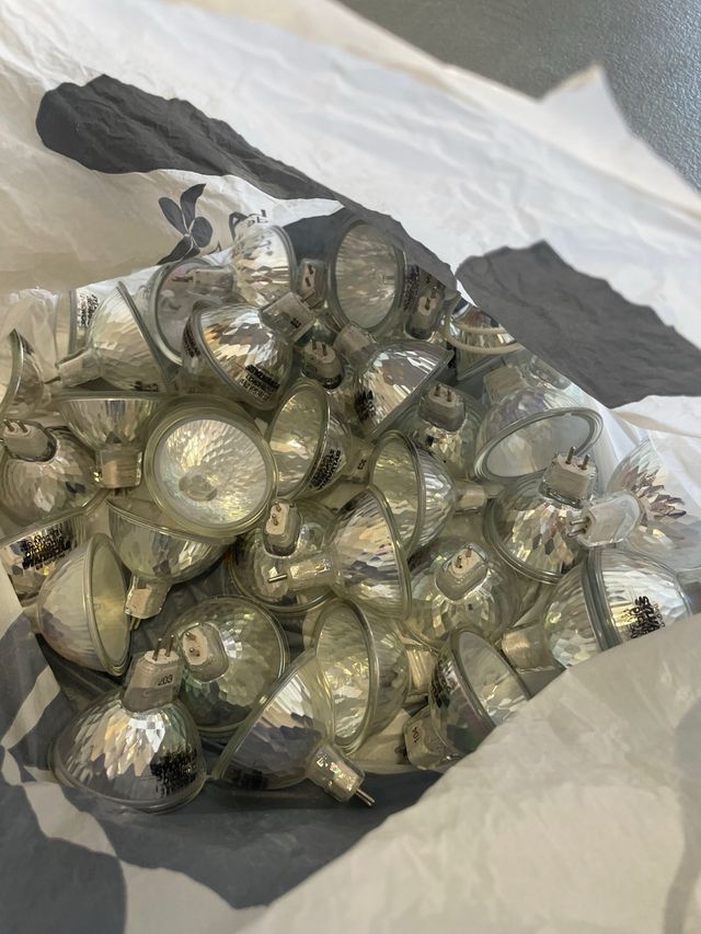 8 transformadores + 30 halógenos GU10