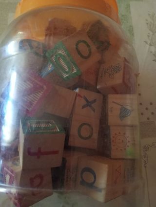 Bloques de madera para niños
La unidad a 5 euros 