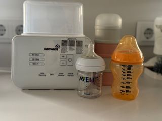 Esterilizador y Calentador Biberones GROWNSI