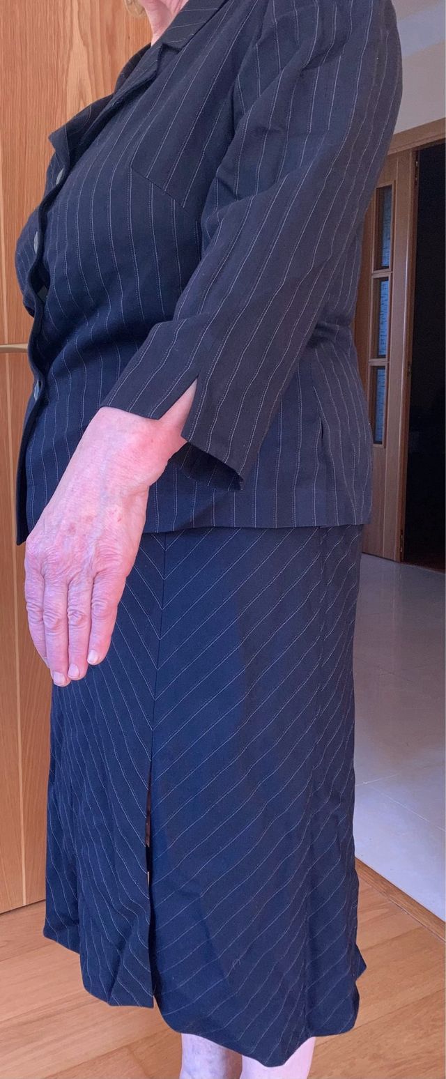 Traje chaqueta falda rayas mujer