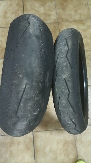 Neumático briestone s21 rueda delantera 