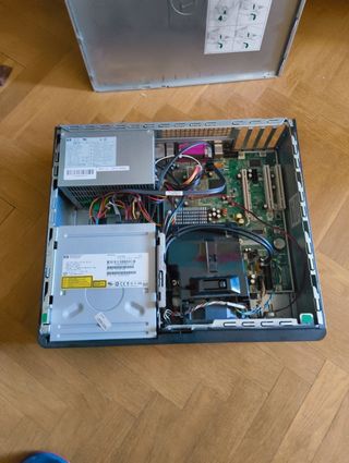HP Compaq dc5700 SFF (Instalado disco duro SSD)