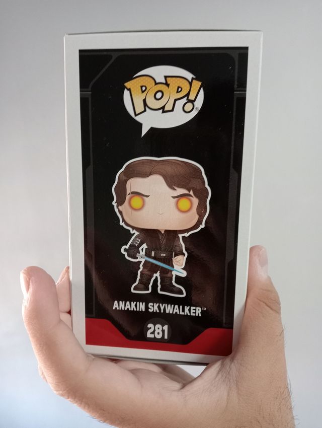 Funko pop star wars Anakin skywalker exclusivo .