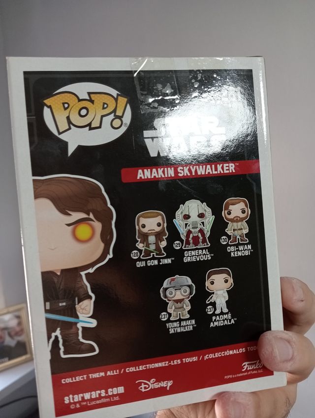 Funko pop star wars Anakin skywalker exclusivo .