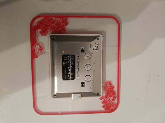 Cornice digitale Biostek