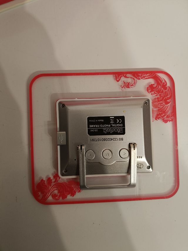 Cornice digitale Biostek