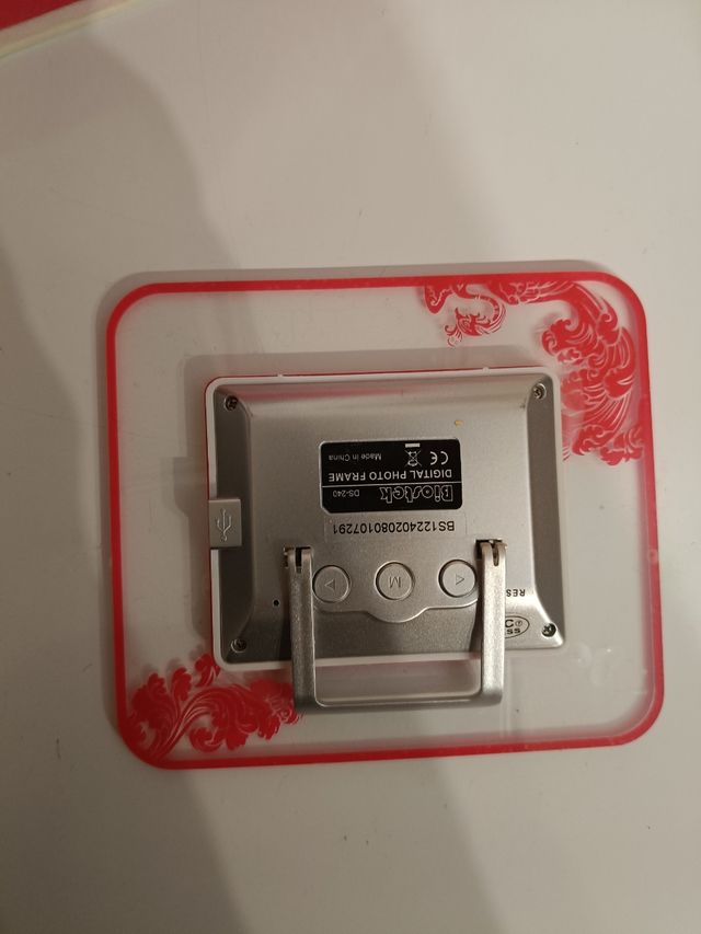 Cornice digitale Biostek